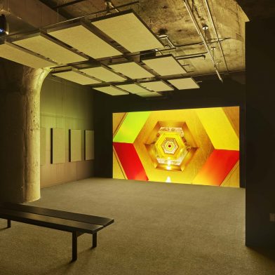 Mika Rottenberg, "Spaghetti Blockchain" (installation views), MOCA Toronto, 2020–2021.
Courtesy the artist and Hauser & Wirth.
Photos by Tom Arban Inc.
